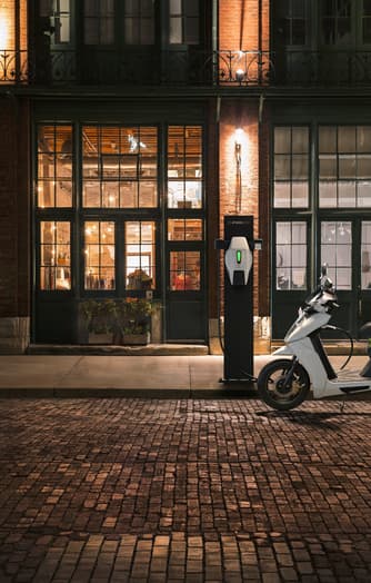 Professional thieves steal Silence electric scooter with a getaway van but don’t get away with it