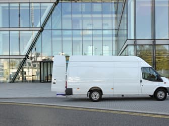 As autumn moves into winter Tracker warns of rising van thefts  and urges LCV owners to be on their guard