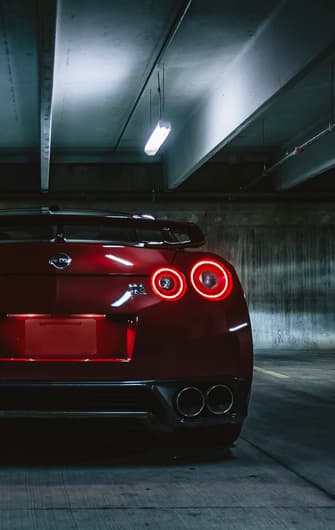 A red Nissan GTR